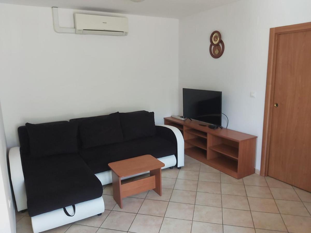 Apartments Petrin Толмин Екстериор снимка