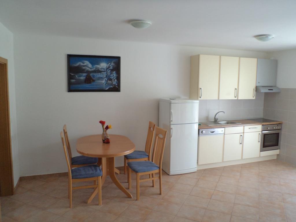 Apartments Petrin Толмин Екстериор снимка